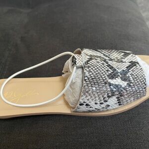 Kurt Geiger Snakeskin Sandals Grey